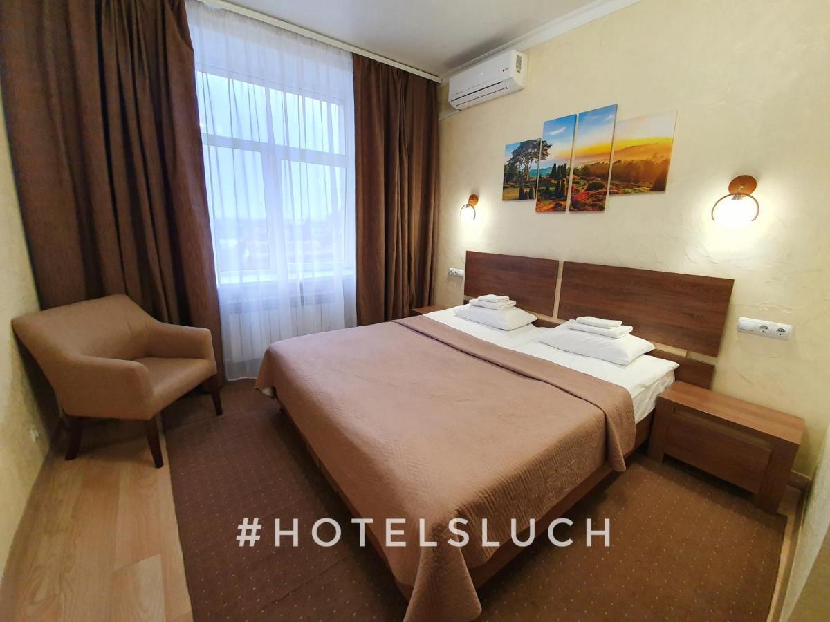 Hotel Sluch Starokostyantyniv Екстериор снимка